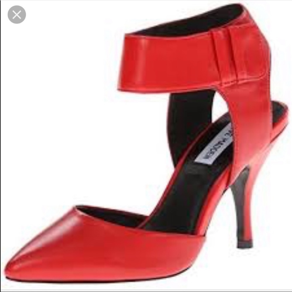 Steve Madden Swift Red Heels Size 8 - Picture 2 of 8